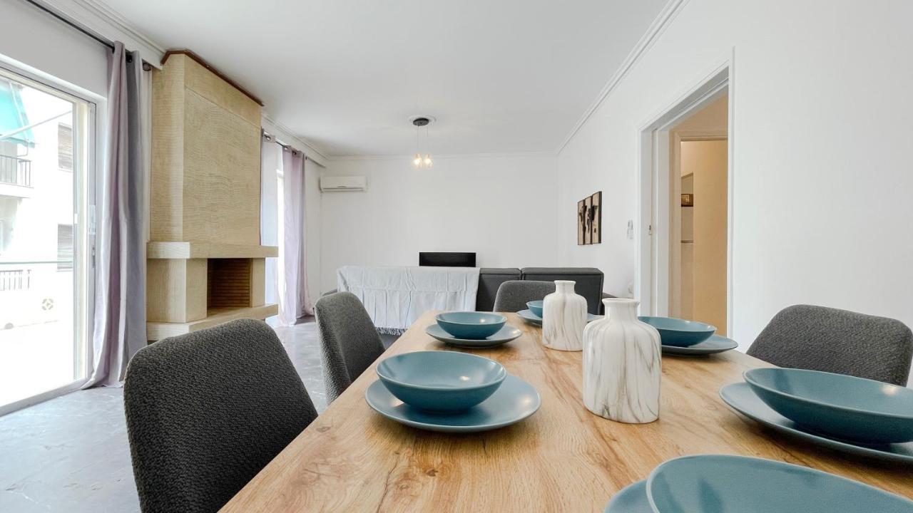 Apartmán Filis Sunny 80Sqm Apt In Viktoria Atény Exteriér fotografie